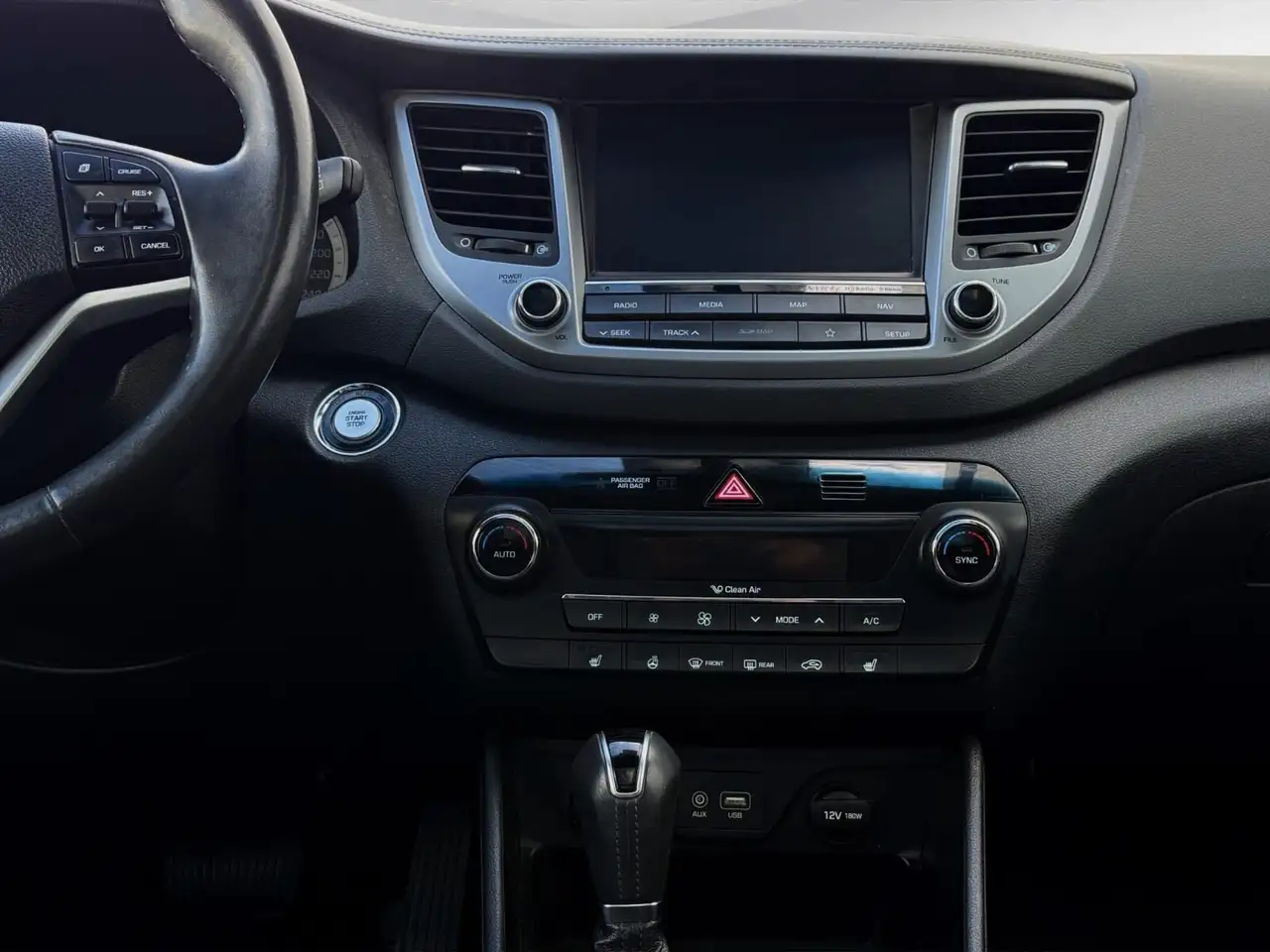Hyundai TUCSON снимка Hyundai TUCSON
