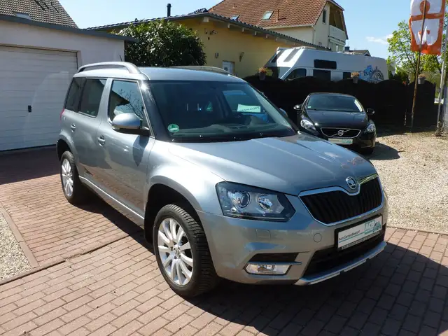 Skoda Yeti DSG/LEDER/STANDH./XENON/KLIMA/17ZOLL/SHZ