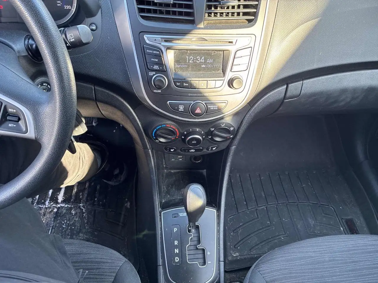Hyundai ACCENT снимка Hyundai ACCENT