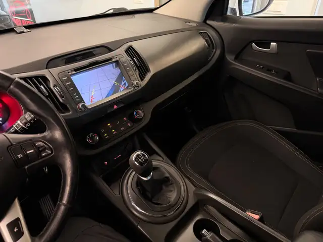 Kia Sportage view 5