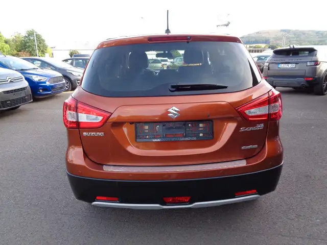 Suzuki SX4 view 5