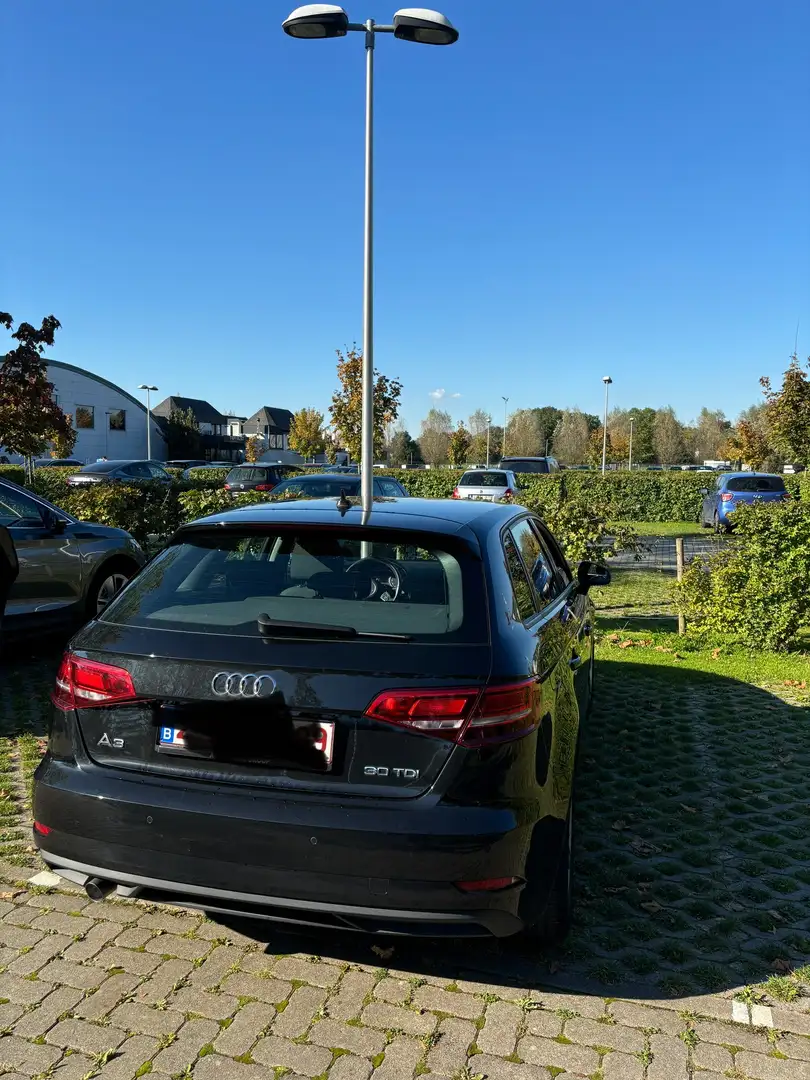 Audi A3 30 TDI Sportback - 1