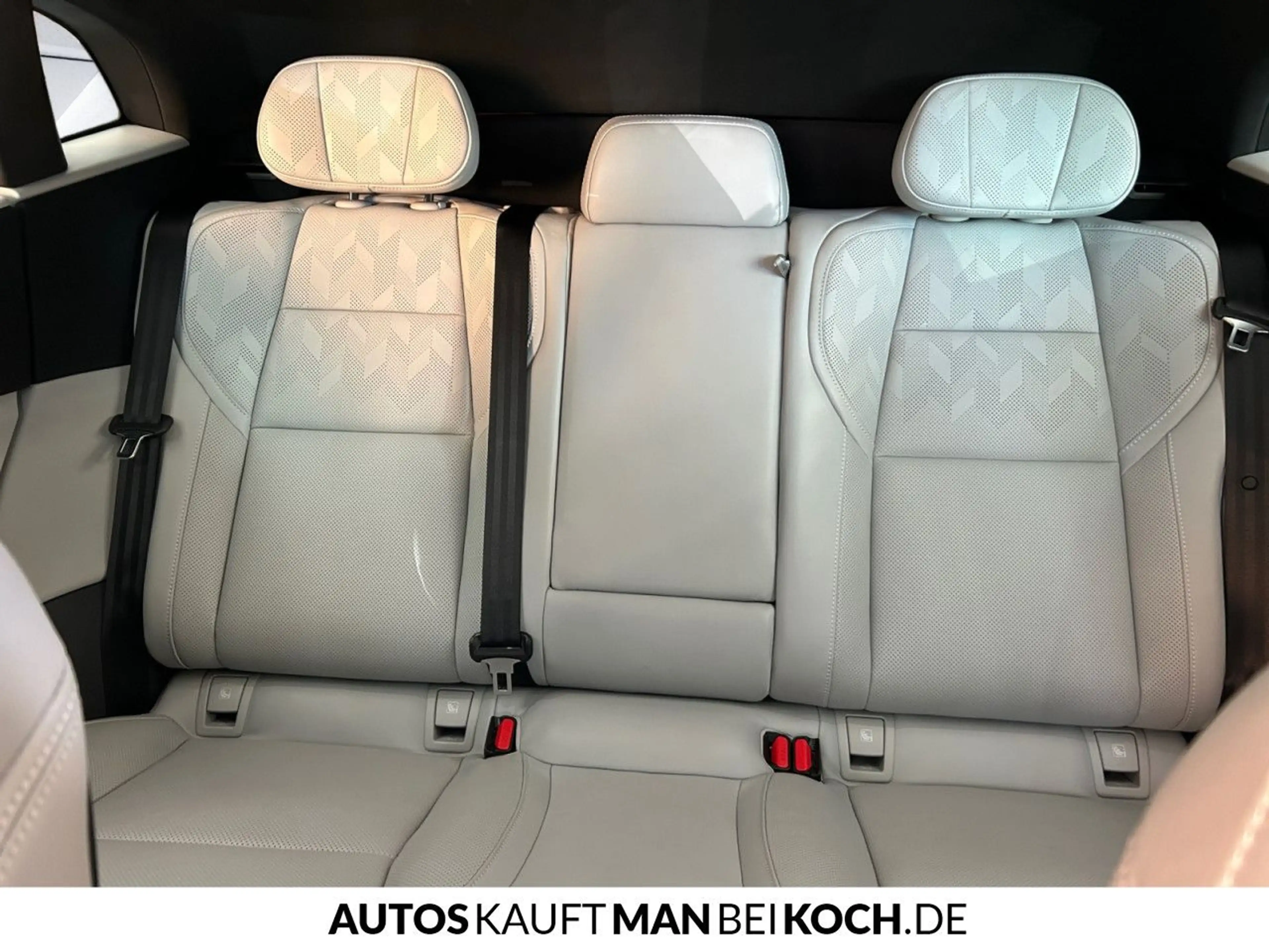 Polestar 4 Long Range Single PILOT PLUS BLIS HUD HK PAN GOO — photo 8