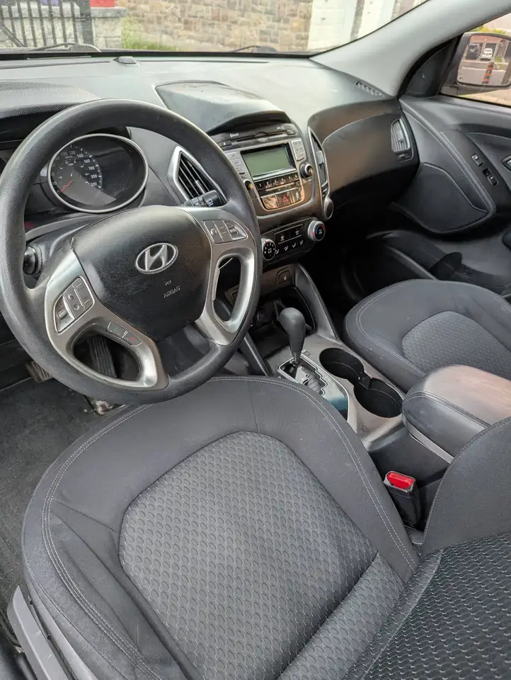 Hyundai TUCSON photo Hyundai TUCSON