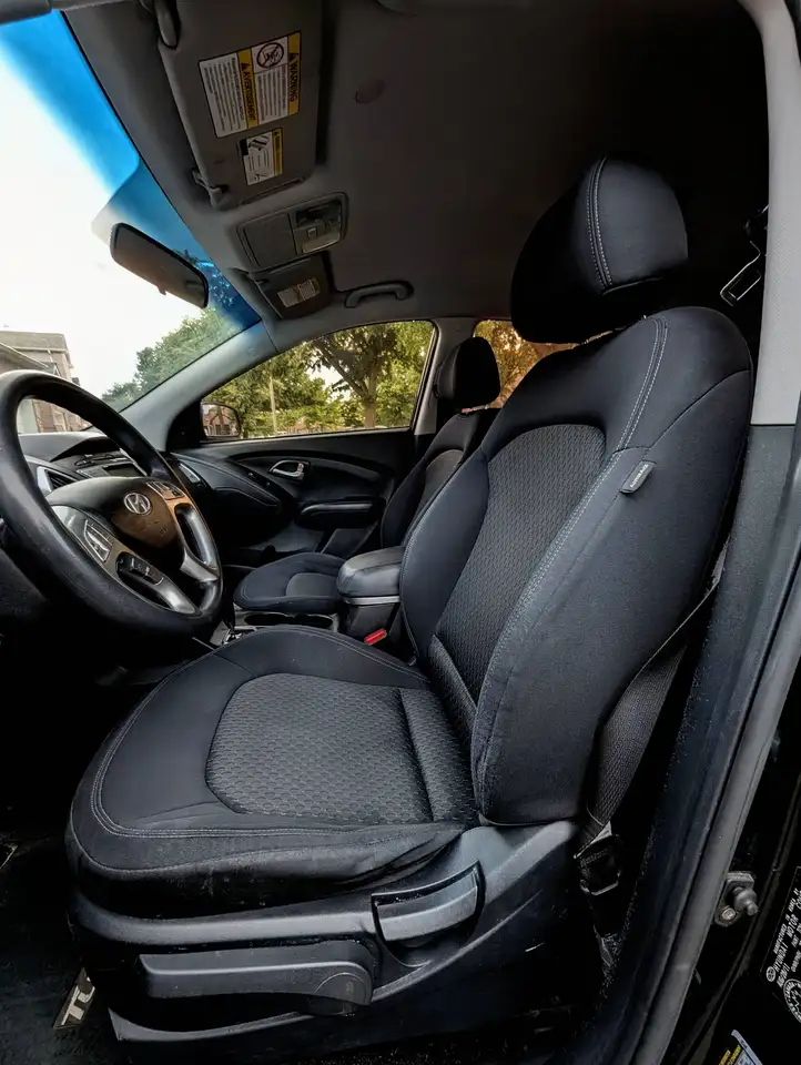 Hyundai TUCSON photo Hyundai TUCSON