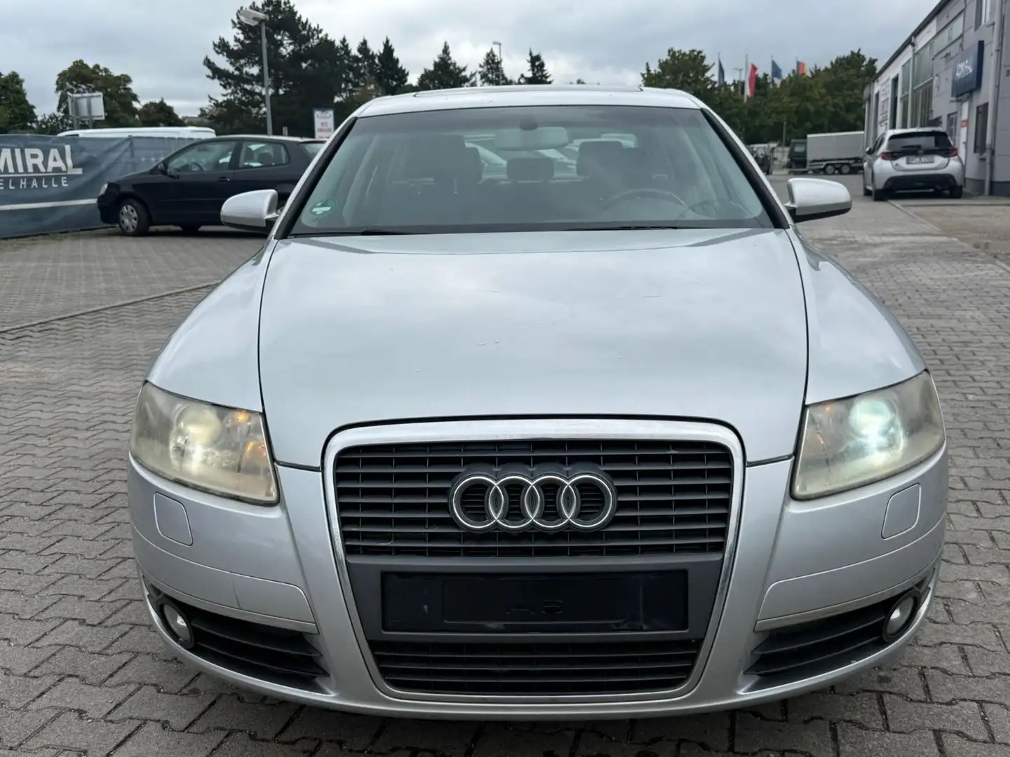 Audi A6 Lim. 2.7 TDI 1.Hand 6 Gang-Alcantara-SD Silber - 2