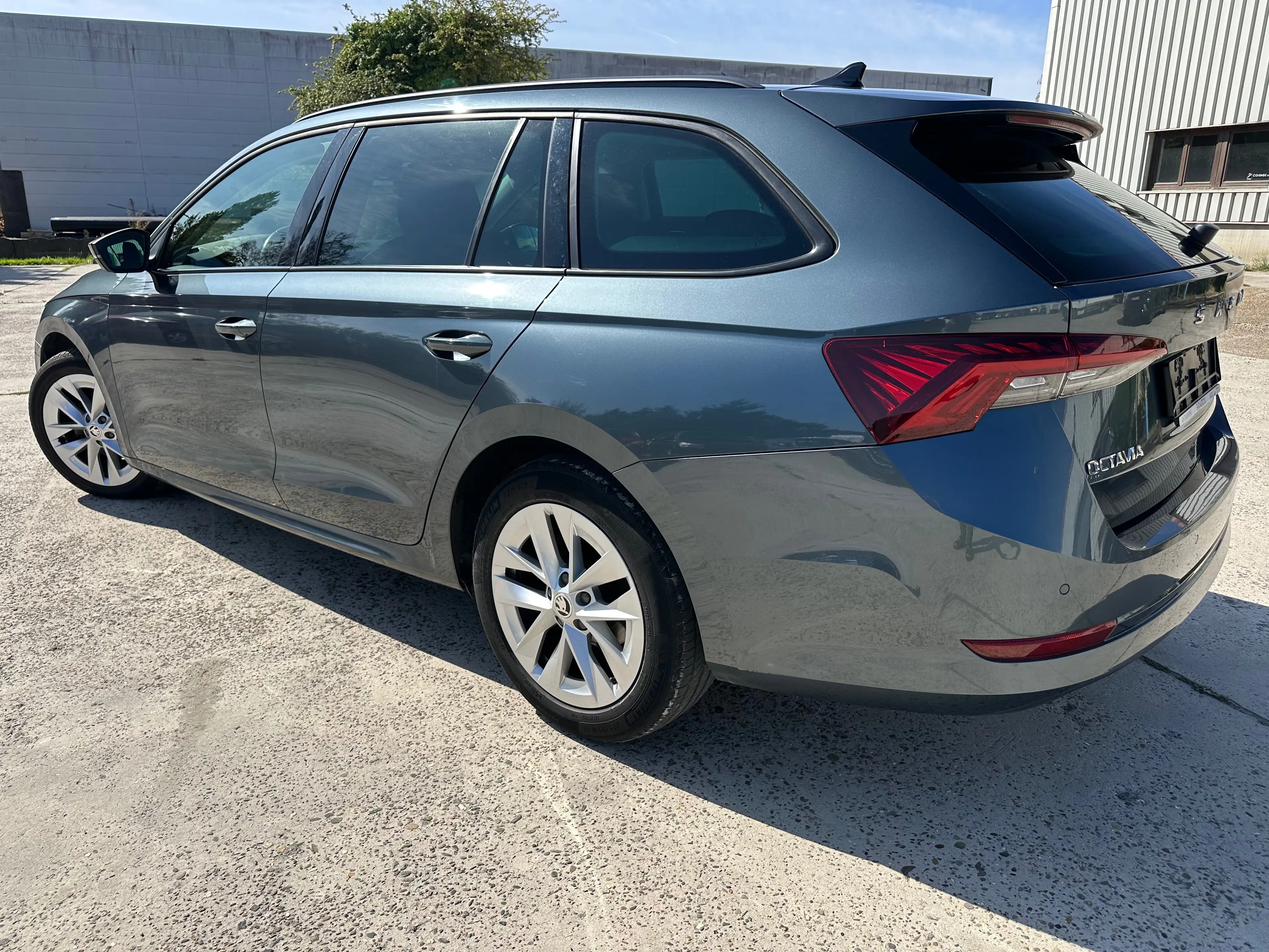 Skoda Octavia 2.0 TDI SCR DSG Automaat ///11900€netto — photo 4