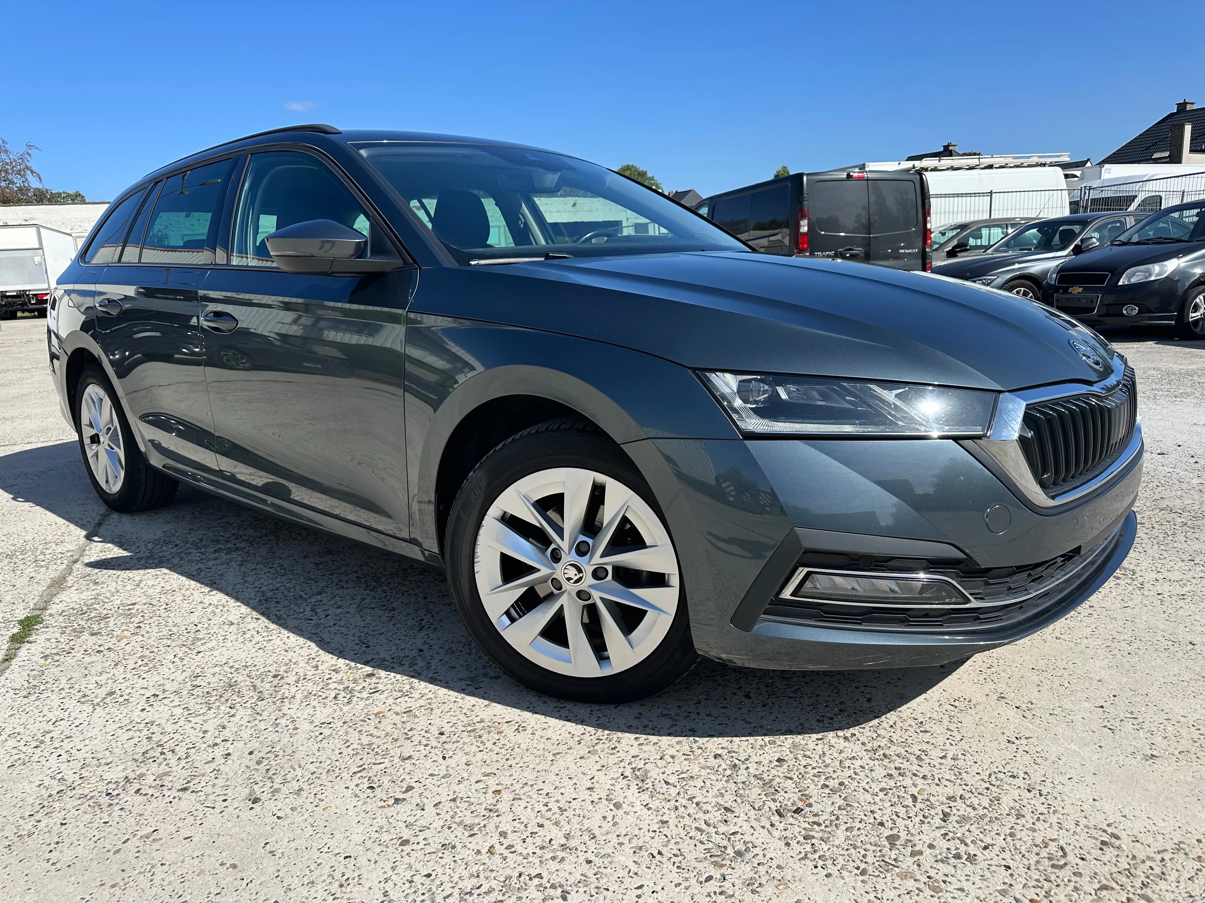 Skoda Octavia 2.0 TDI SCR DSG Automaat ///11900€netto — photo 2