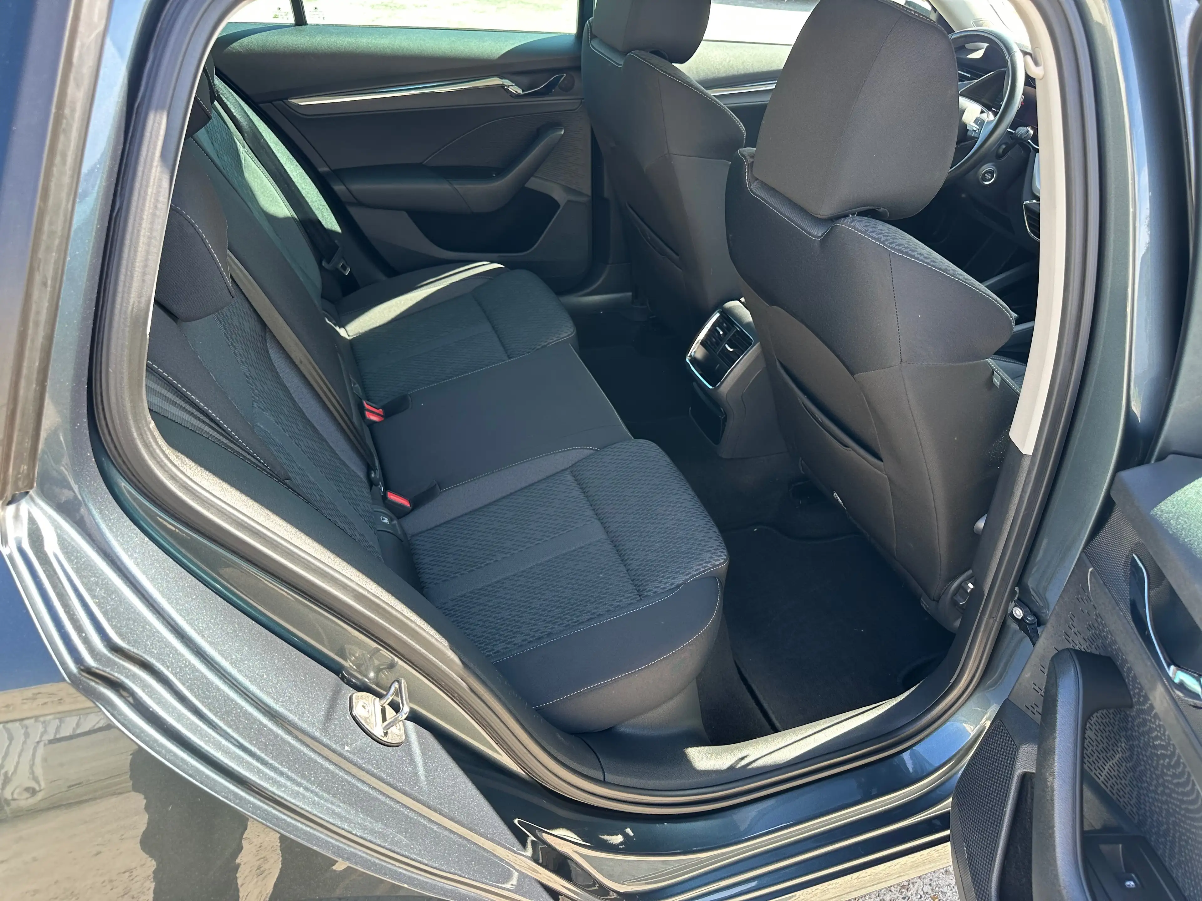 Skoda Octavia 2.0 TDI SCR DSG Automaat ///11900€netto — photo 7