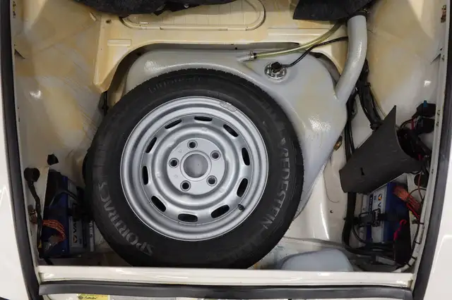 Porsche 911 T 2.0 Coupe Karmann "Singer-Style" Ansicht 27