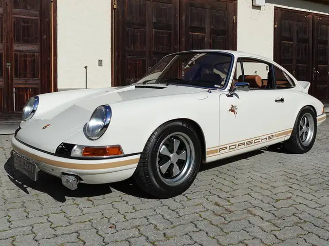Porsche 911 T 2.0 Coupe Karmann "Singer-Style"