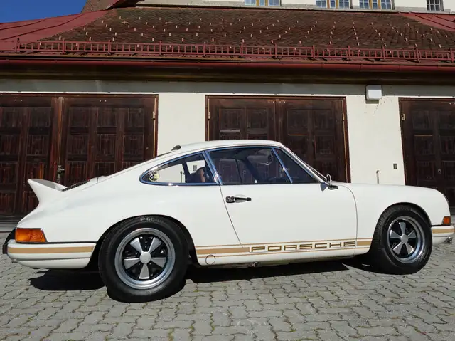 Porsche 911 T 2.0 Coupe Karmann "Singer-Style" Ansicht 6