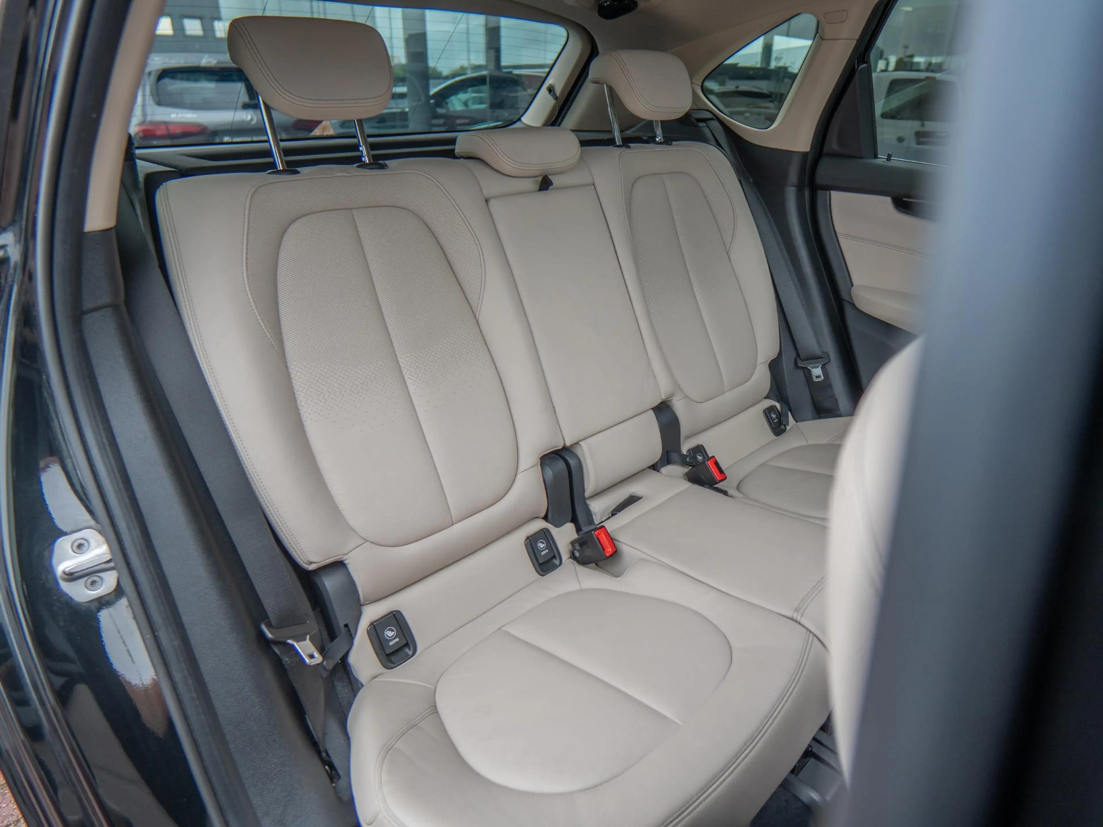BMW 220 2-serie Active Tourer 220i High Executive | Pano | — photo 40