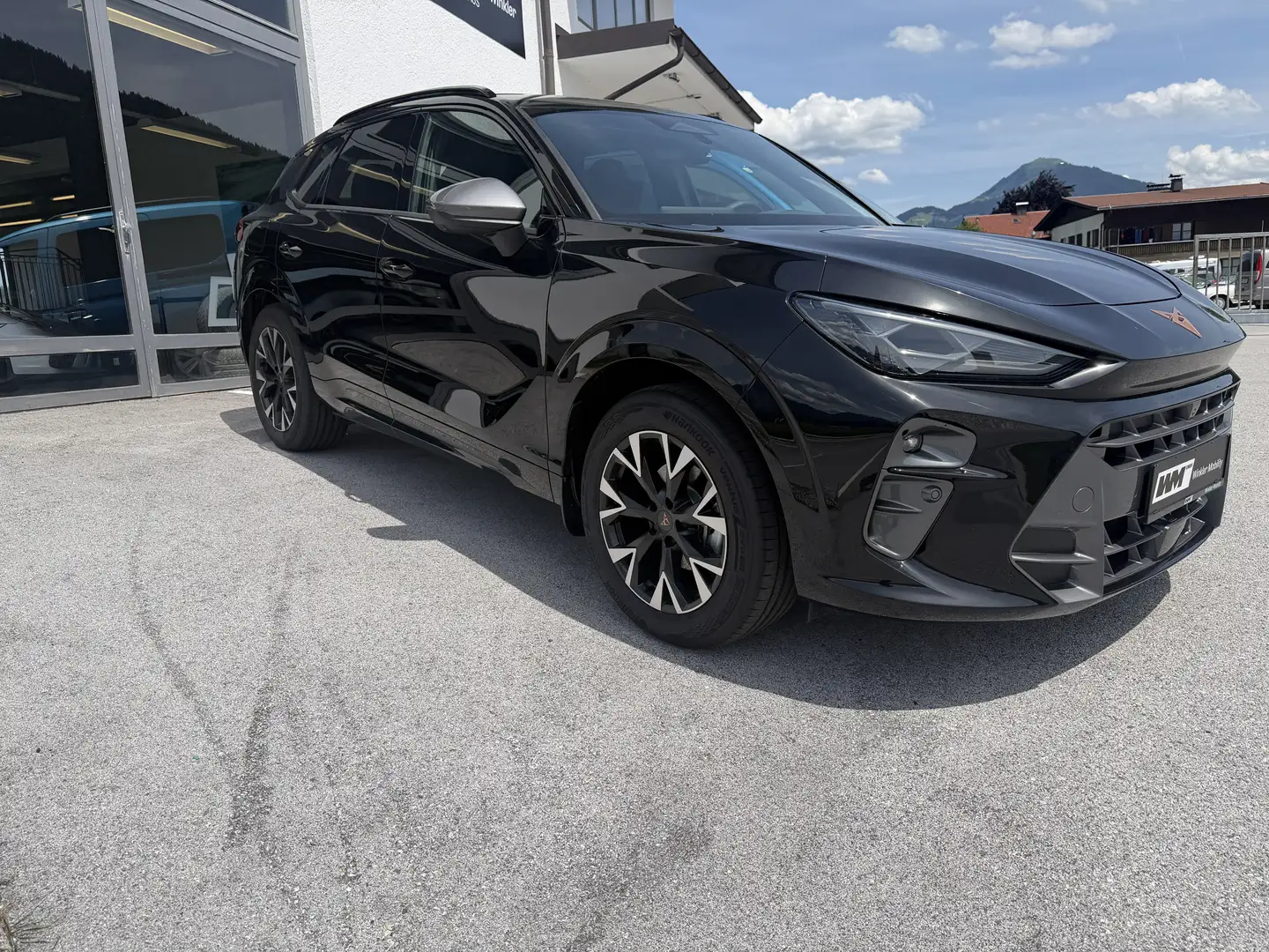 CUPRA Terramar 1,5 eTSI DSG Edge Paket,Intell. Drive Paket, Neu Schwarz - 1