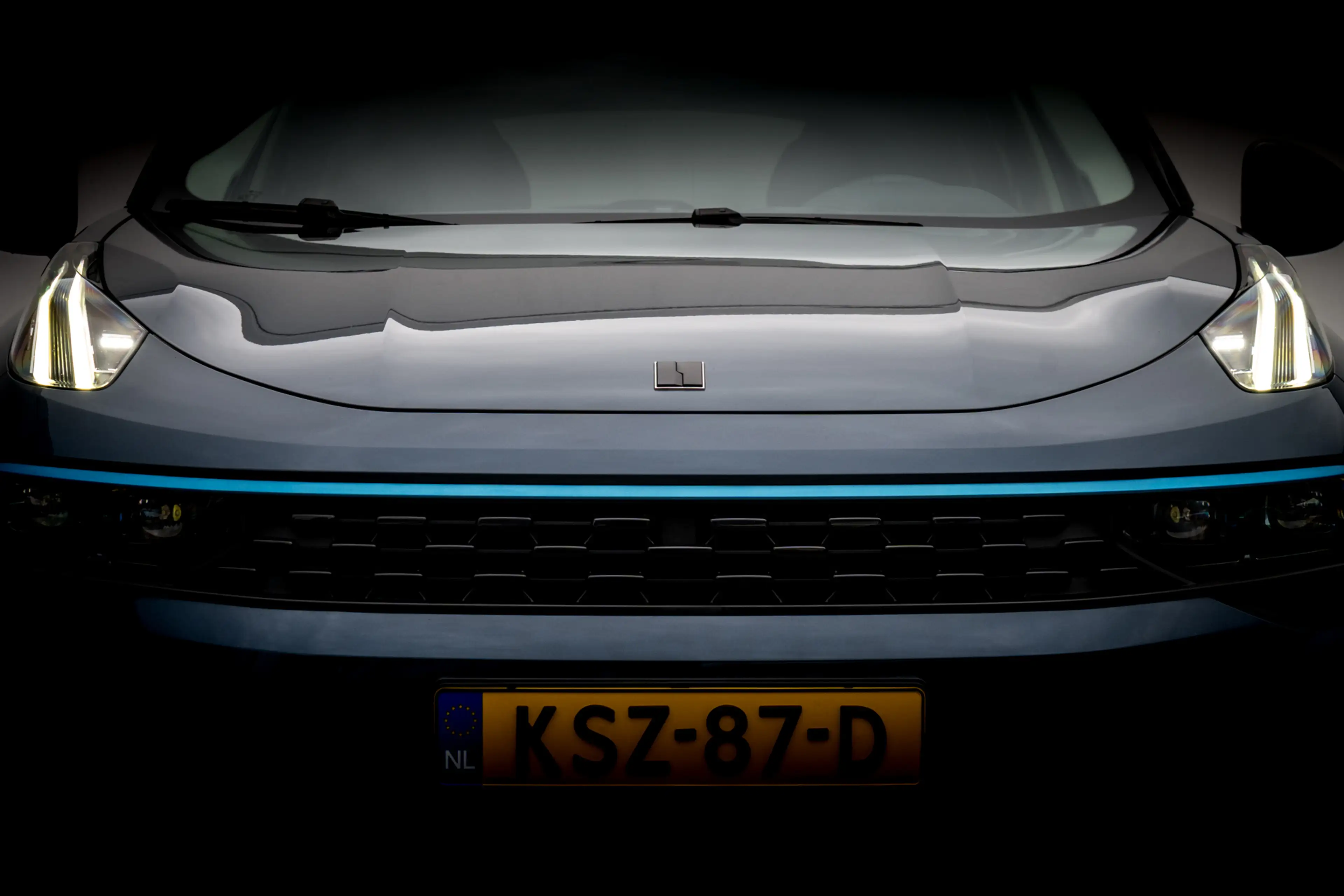 Lynk & Co 01 1.5 Plug-in Hybrid 262 Pk I Panoramadak I Adapt. C — photo 11