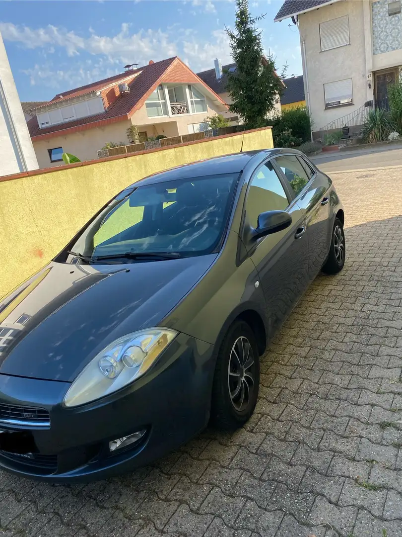 Fiat Bravo 1.4 T-JET 16V Emotion Grau - 2