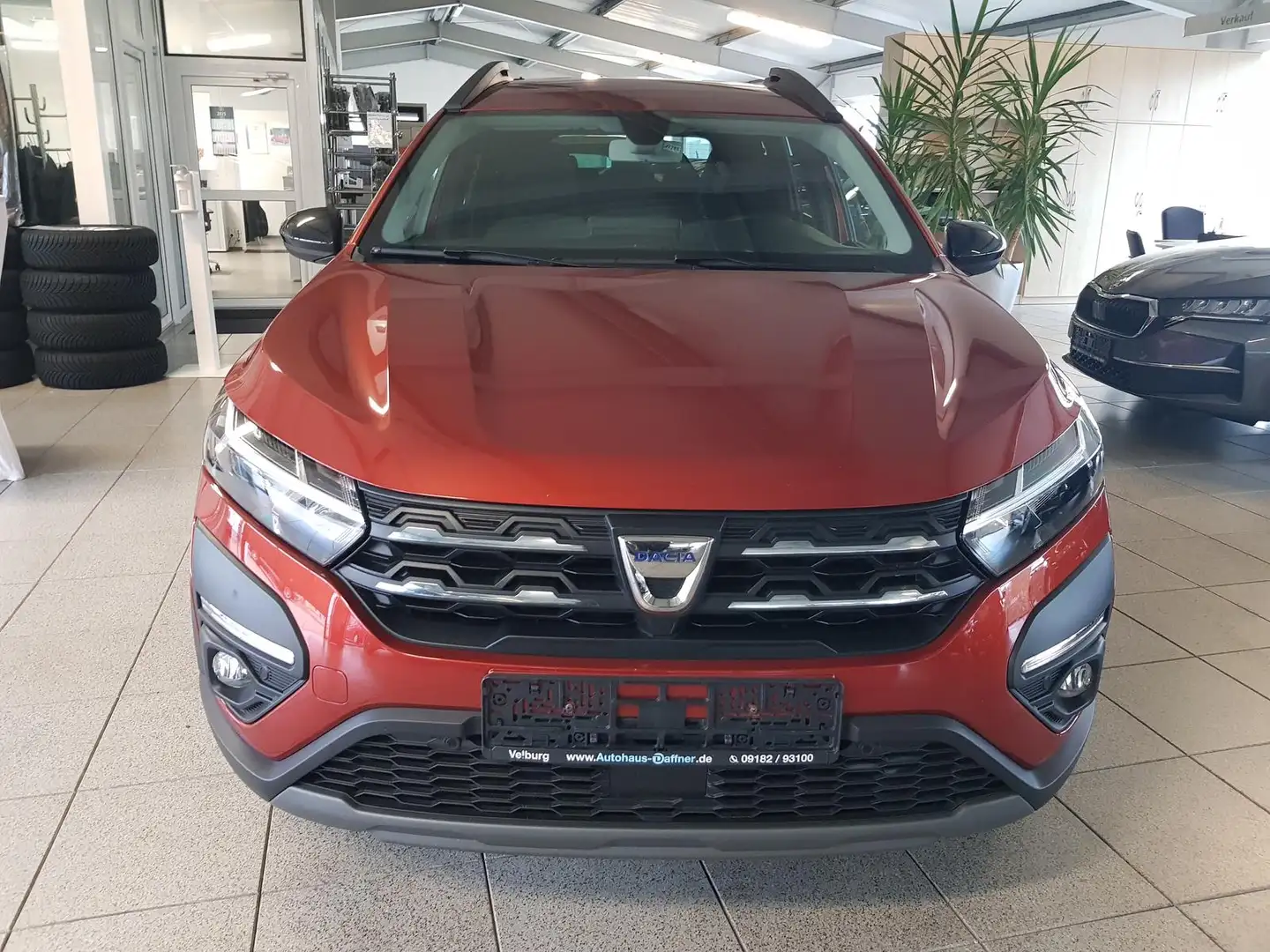 Dacia Jogger TCe 7-Sitzer EXTREME Nur WR-Alu Smart-Link Kamera Braun - 2