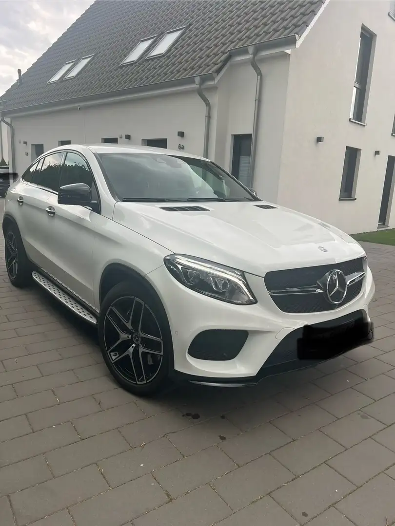 Mercedes-Benz GLE 350 GLE Coupé 350 d 4Matic AMG Line Tüv Neu Weiß - 2