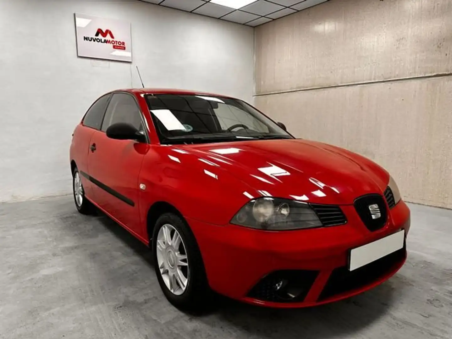 SEAT Ibiza 1.4 16v Reference Aut. 75 Rojo - 2