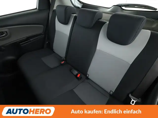Toyota Yaris view 14
