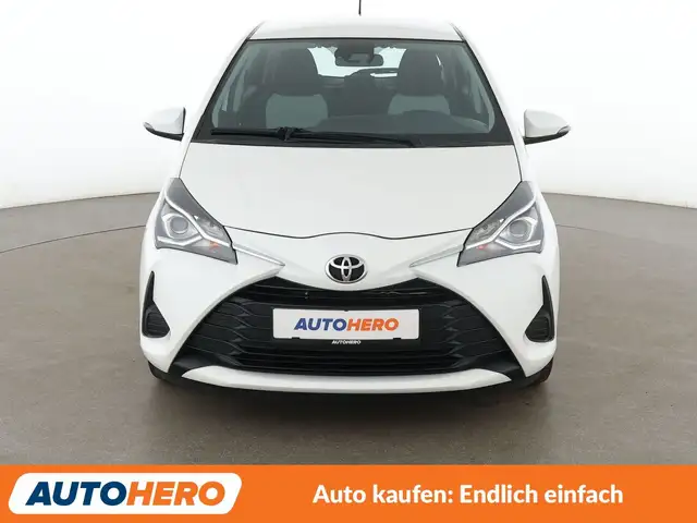 Toyota Yaris view 9