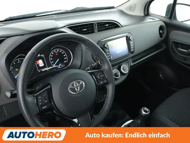 Toyota Yaris view 11