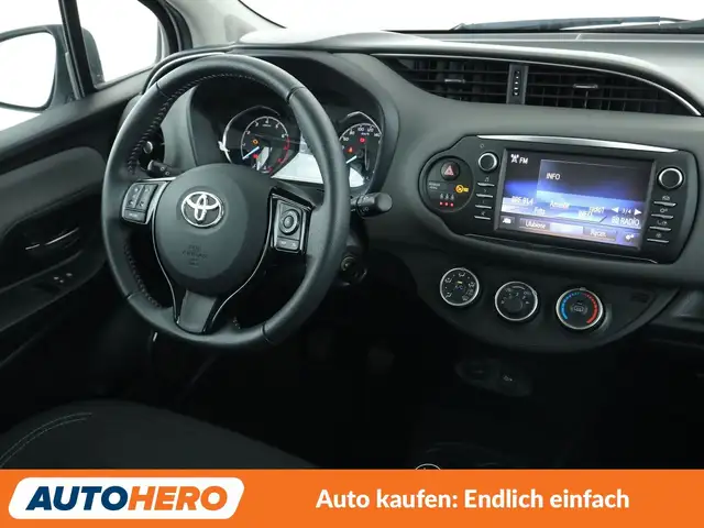 Toyota Yaris view 13