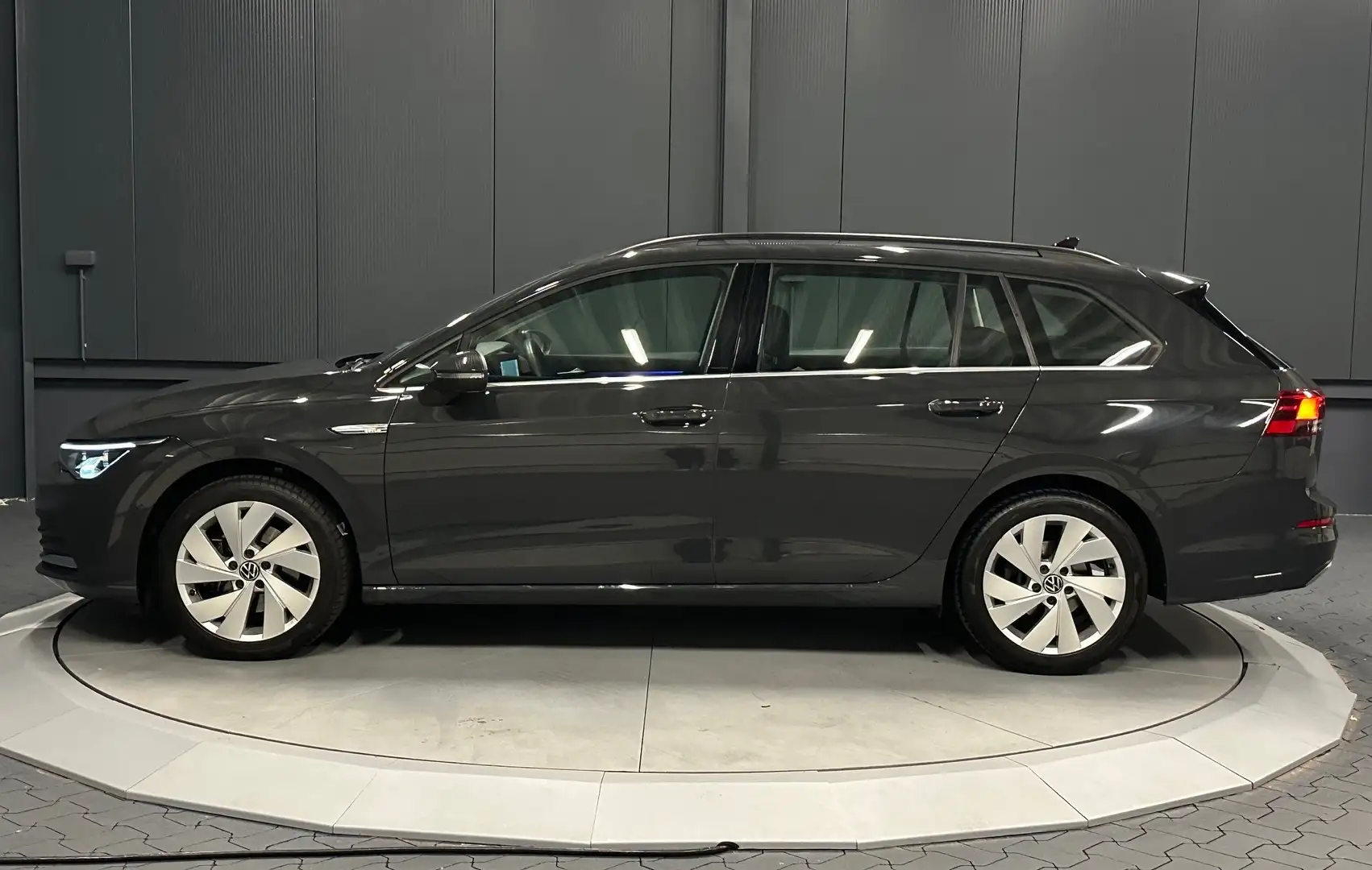 Volkswagen Golf Variant Style*NAVI*KAMERA*CarPlay*ACC*Massage* Gris - 2