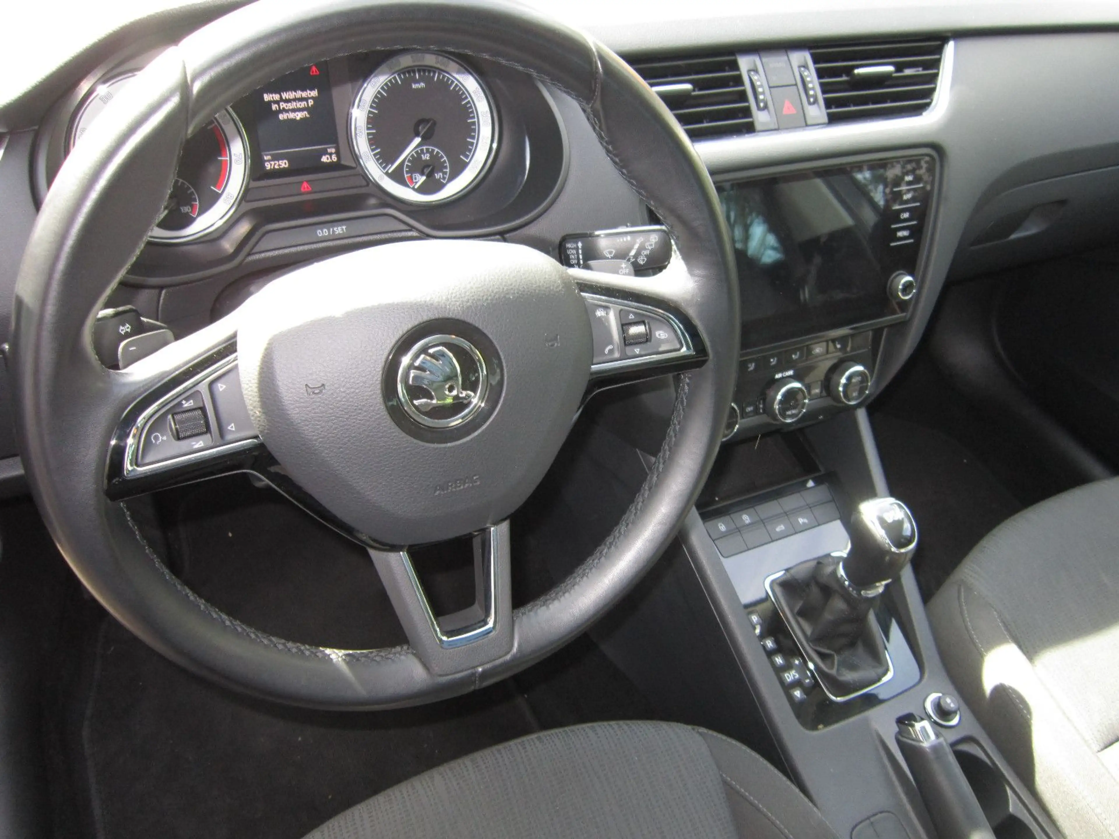 Skoda Octavia Combi Style — photo 13
