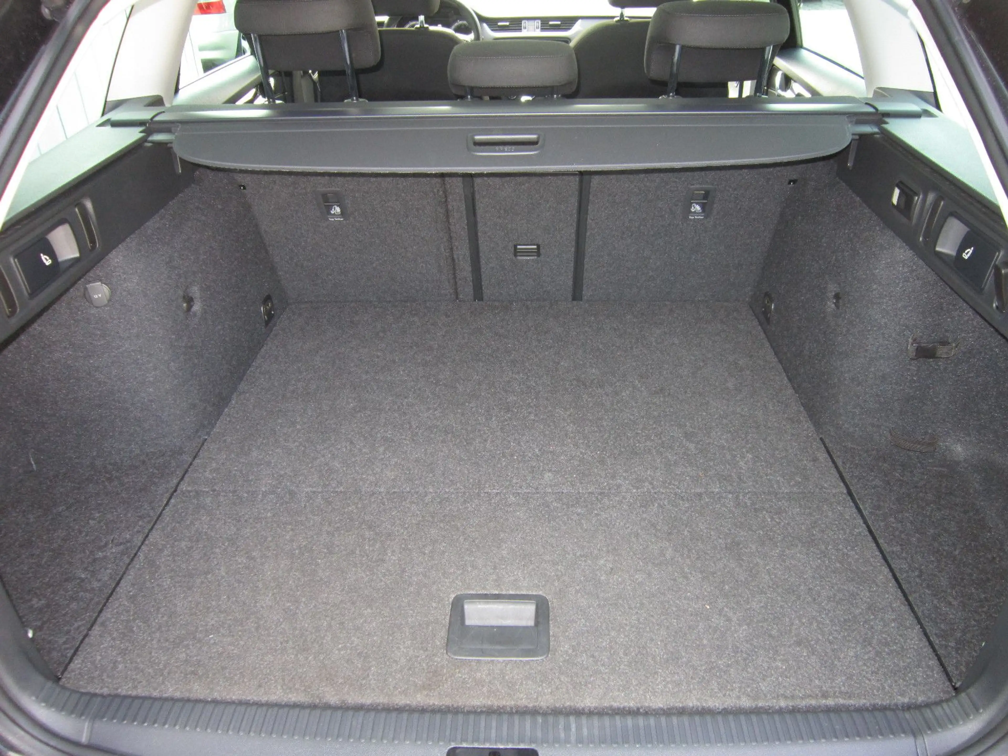 Skoda Octavia Combi Style — photo 7