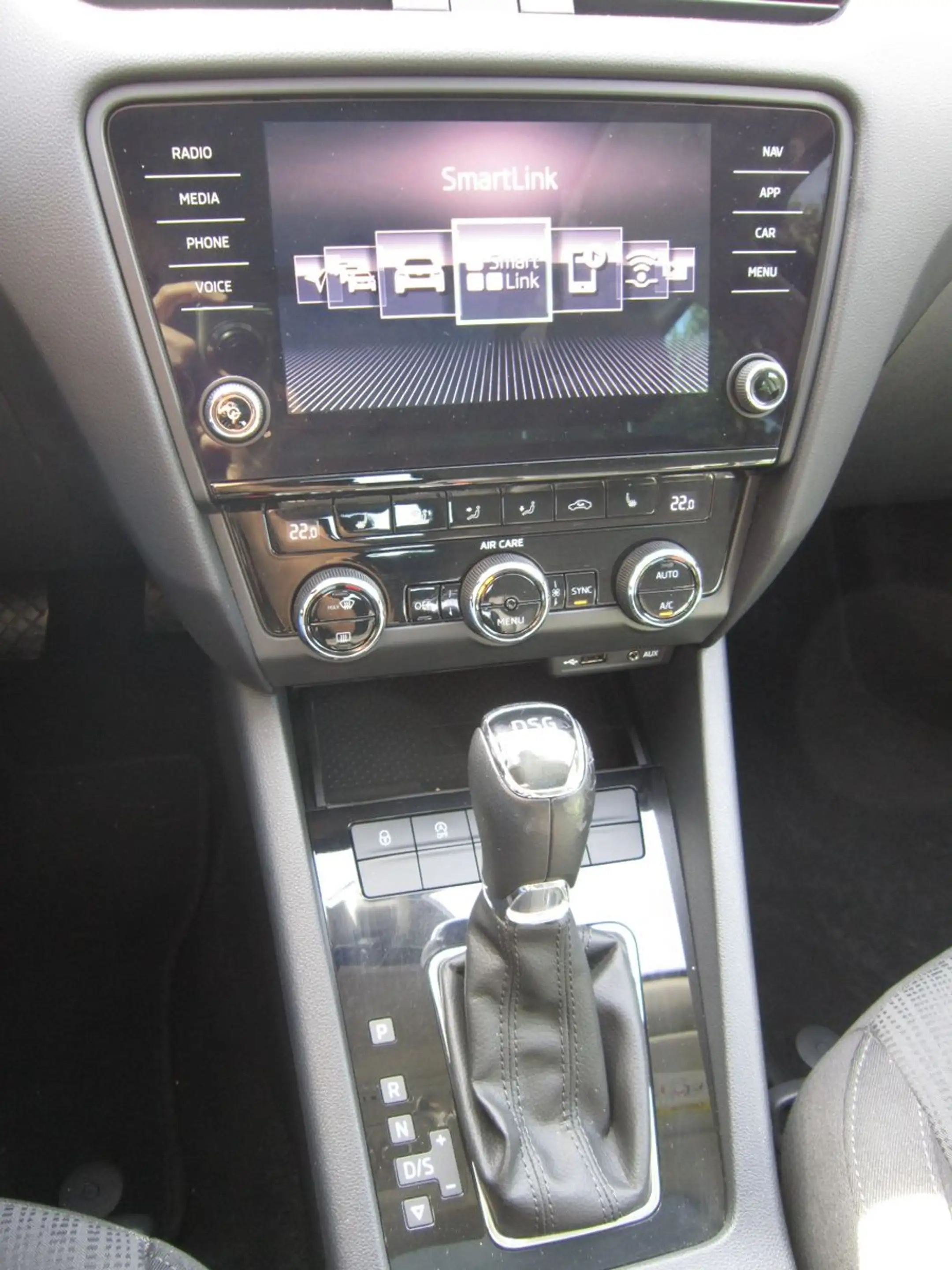 Skoda Octavia Combi Style — photo 15