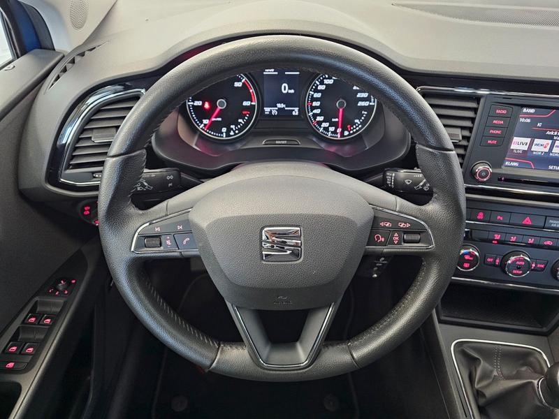 SEAT Leon 2.0 TDI Style + LED/8-Reifen/5-Türer — photo 14
