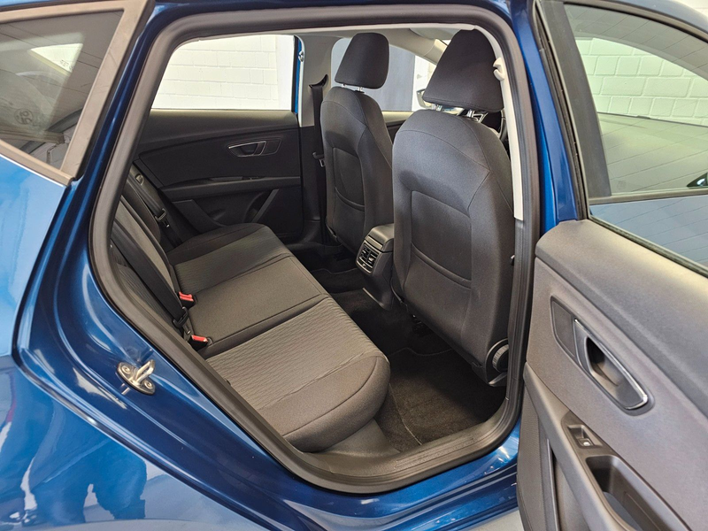 SEAT Leon 2.0 TDI Style + LED/8-Reifen/5-Türer — photo 12