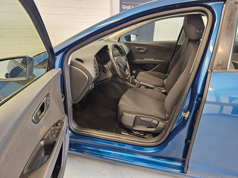 SEAT Leon 2.0 TDI Style + LED/8-Reifen/5-Türer — photo 9