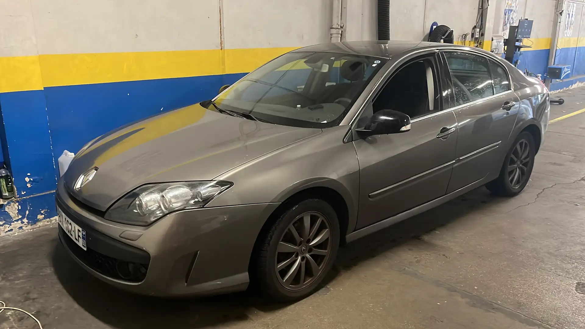 Renault Laguna - 1
