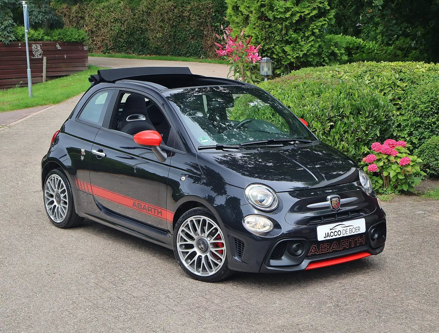 Abarth 595C 1.4T-Jet145pk Cabriolet nwe motor Zwart - 1