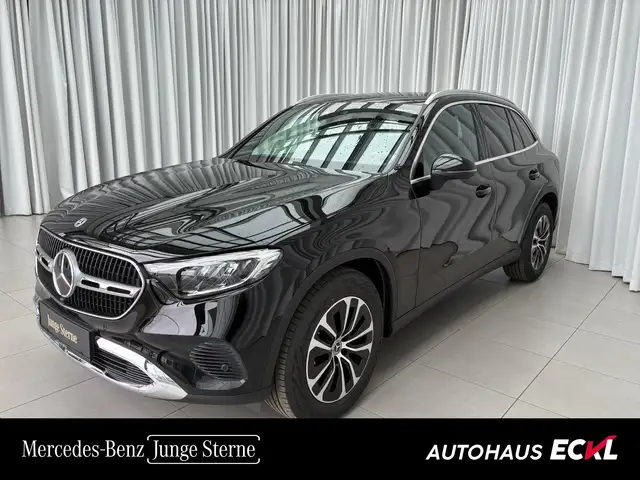 Mercedes-Benz GLC 200 d 4MATIC Österreich-Edition Winterp. Ansicht 1
