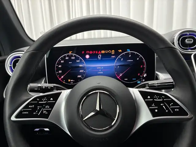 Mercedes-Benz GLC 200 d 4MATIC Österreich-Edition Winterp. Ansicht 17
