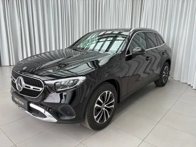 Mercedes-Benz GLC 200 d 4MATIC Österreich-Edition Winterp. Ansicht 2