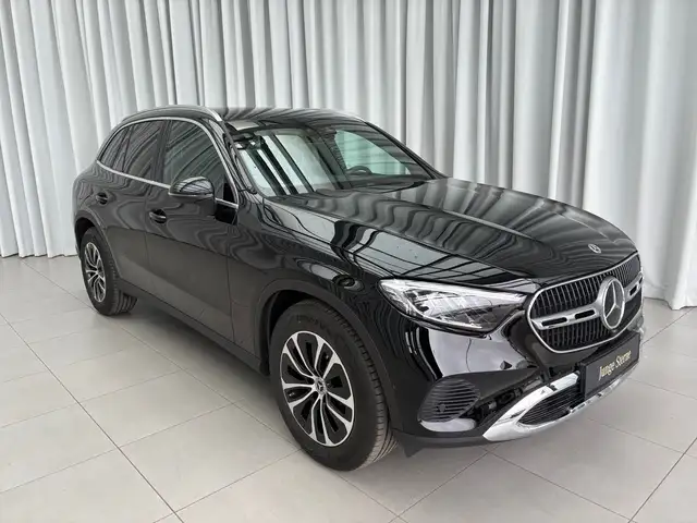Mercedes-Benz GLC 200 d 4MATIC Österreich-Edition Winterp. Ansicht 3