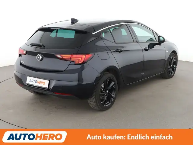 Opel Astra view 6