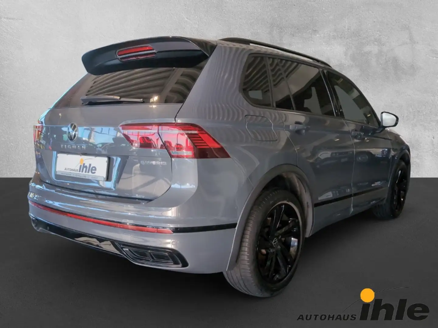 Volkswagen Tiguan R-Line 1,4 TSI DSG eHybrid IQ-LIGHT+AHK+NAVI Grau - 2