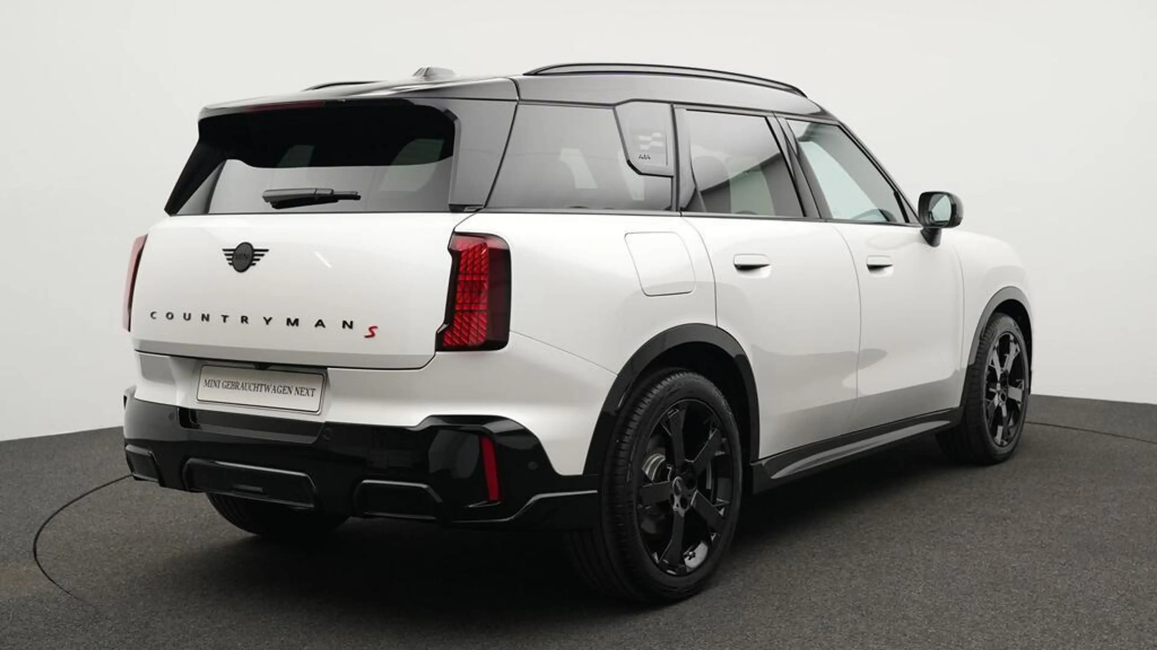 MINI Countryman S All4 John Cooper Works Trim — photo 6