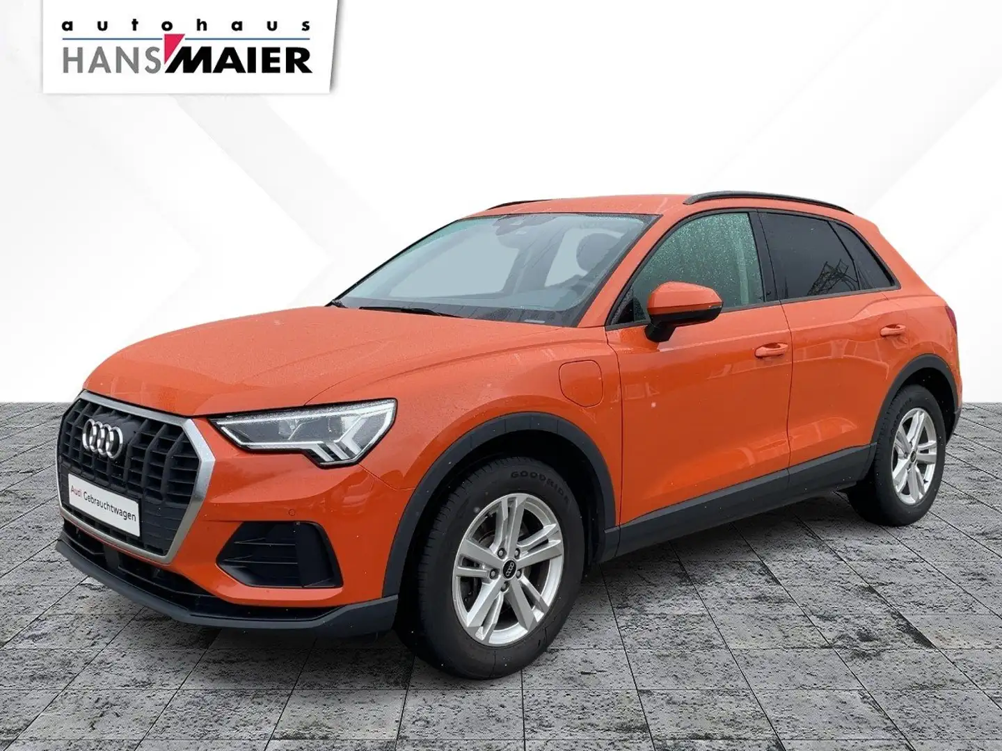 Audi Q3 TFSIe AHK PDC TopView NaviLED 8fach Orange - 2