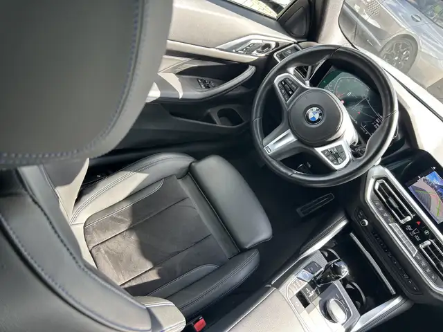 BMW 4 Series view 18