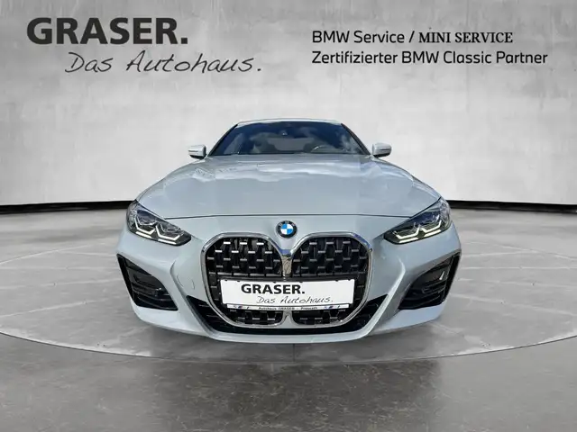 BMW 4 Series view 9