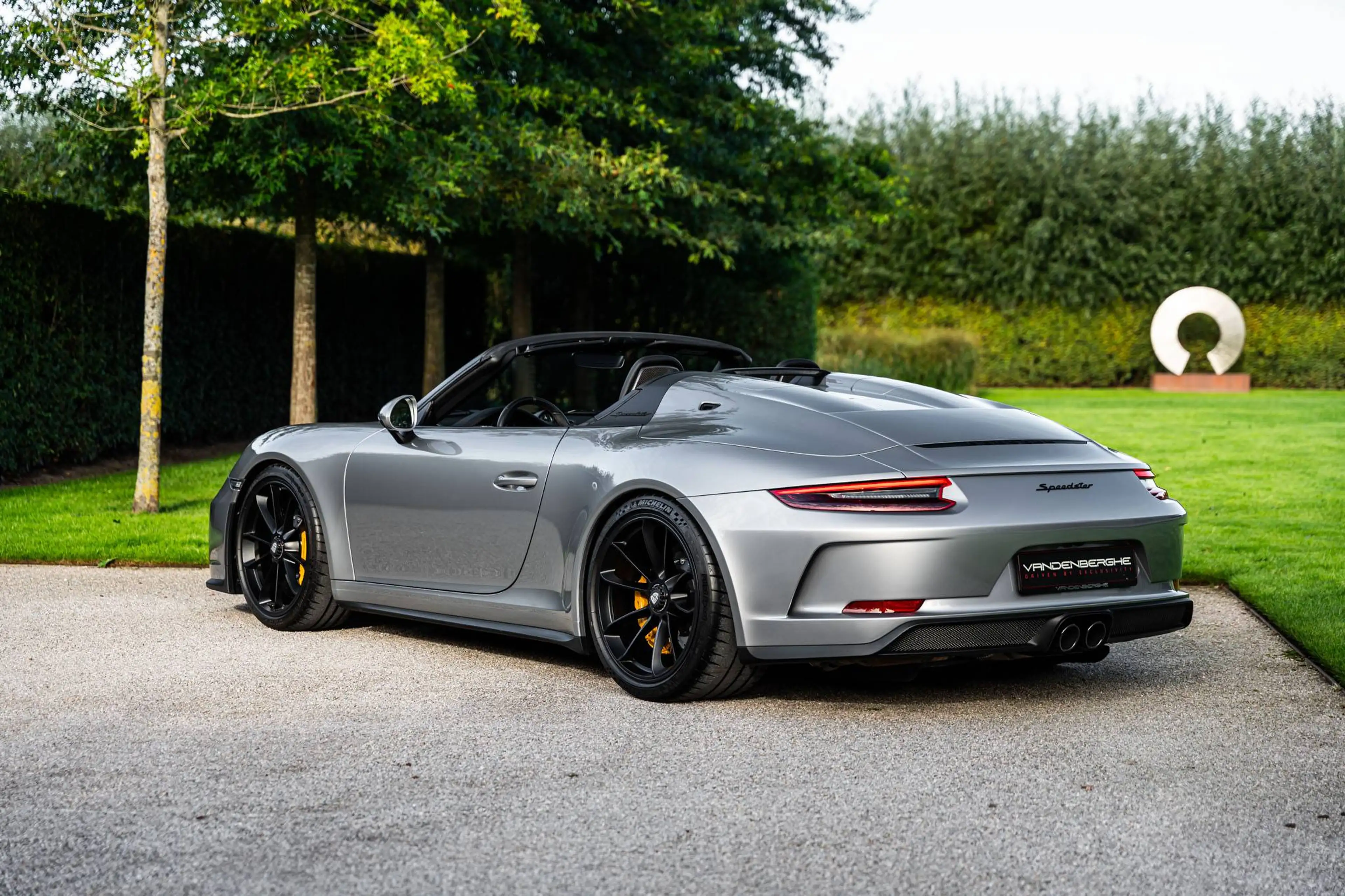 Porsche 991 SPEEDSTER / N°1786 / LIFT / 1 OWNER / 1400 KM / COLLECTOR — photo 14