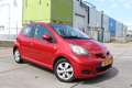 Toyota Aygo 1.0-12V Aspiration Red 5 DRS AIRCO nette dealer on Rot - thumbnail 29