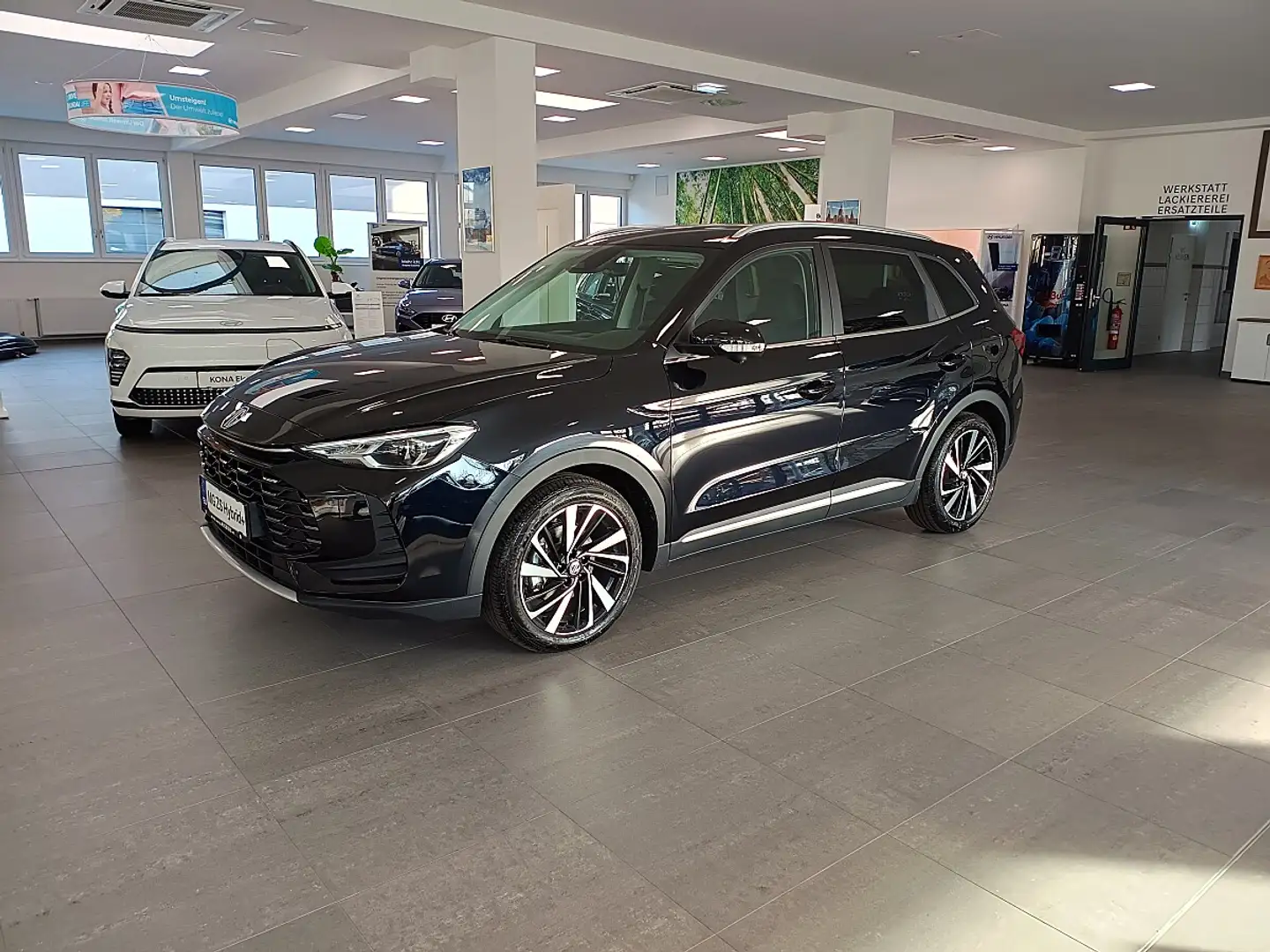 MG ZS 1.5 Hybrid+ Luxury *LED* *LEDER* Schwarz - 2