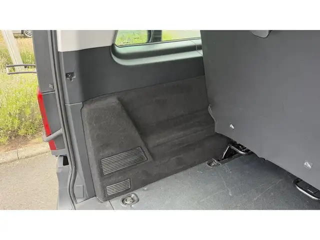 Mercedes-Benz Vito view 8